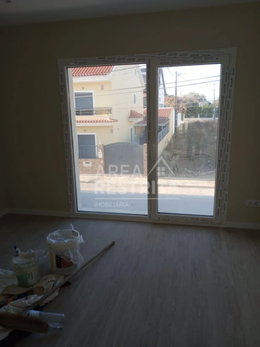 Quinta T3 para Venda em Quinta do Conde Foto 20