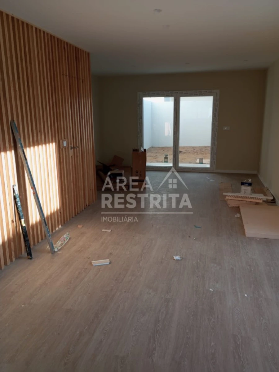 Quinta T3 para Venda em Quinta do Conde Foto 23