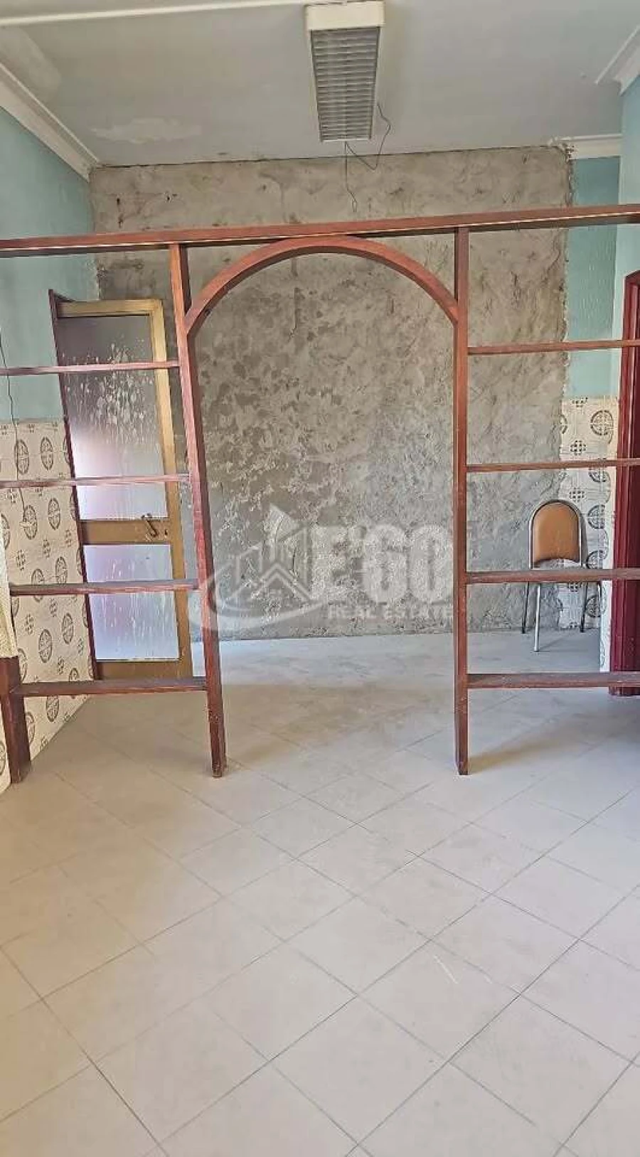 Loja para Venda em Oliveira do Douro Foto 3