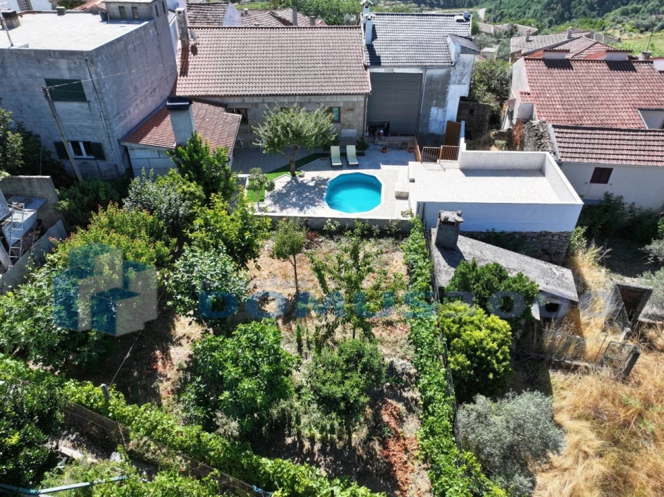 Moradia para Venda em Parada de Pinhão Foto 10