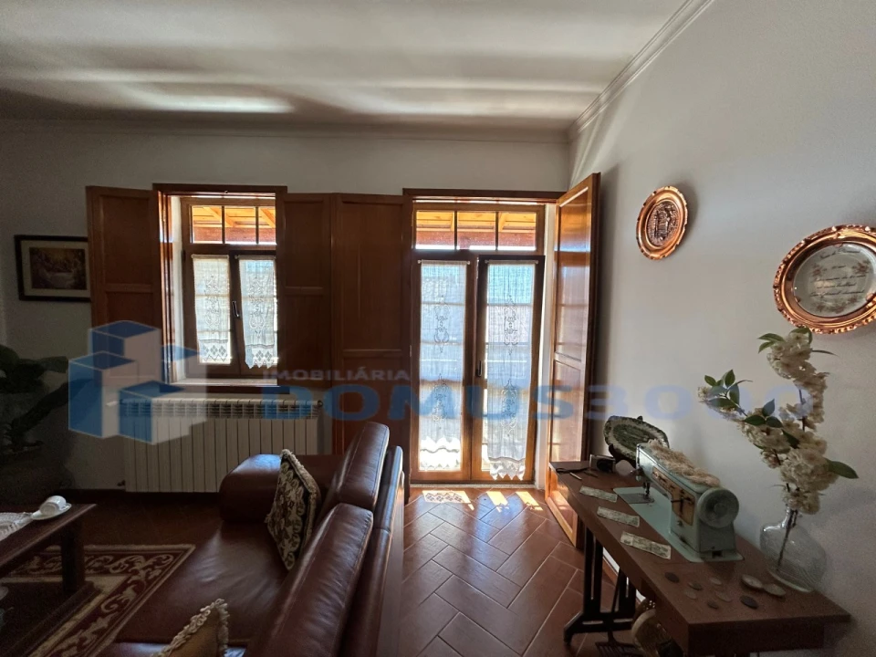 Moradia para Venda em Parada de Pinhão Foto 23