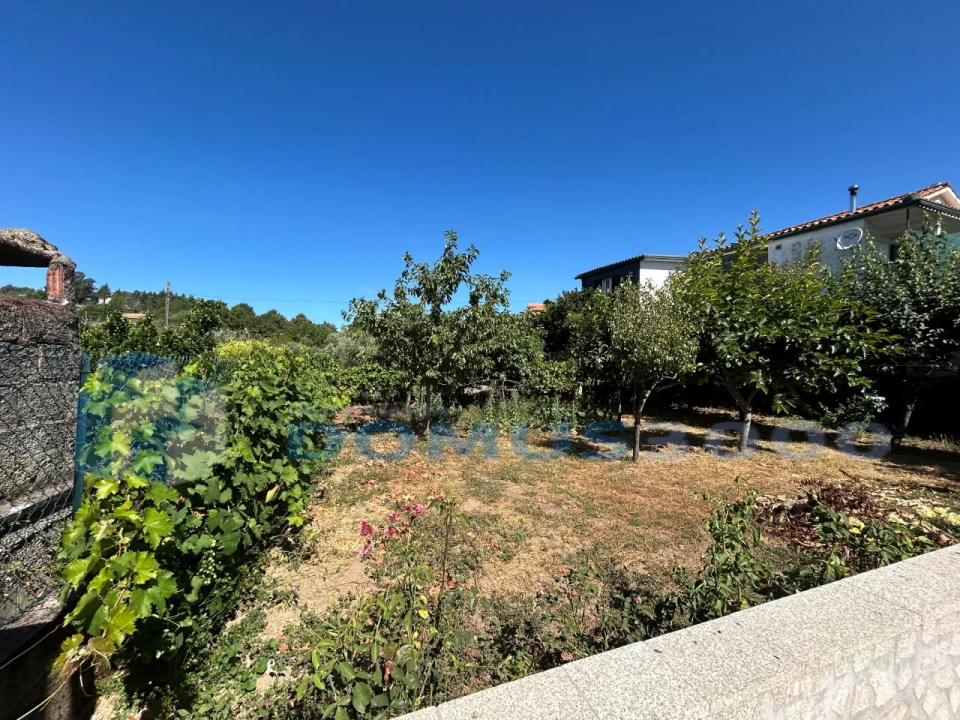 Moradia para Venda em Parada de Pinhão Foto 38