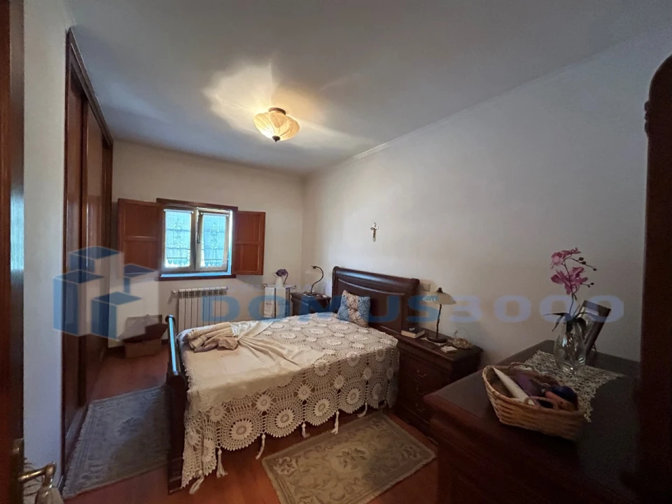 Moradia para Venda em Parada de Pinhão Foto 57