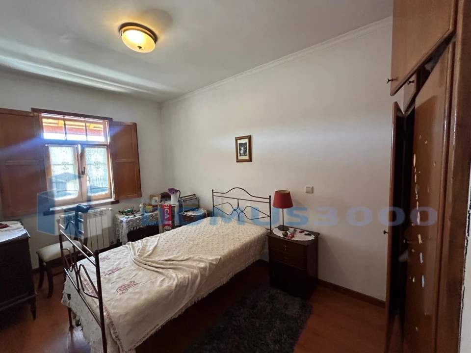 Moradia para Venda em Parada de Pinhão Foto 64