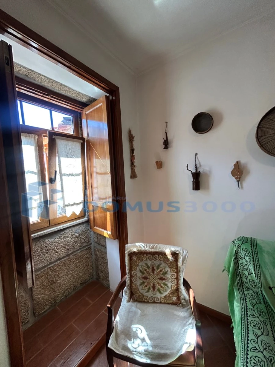 Moradia para Venda em Parada de Pinhão Foto 22