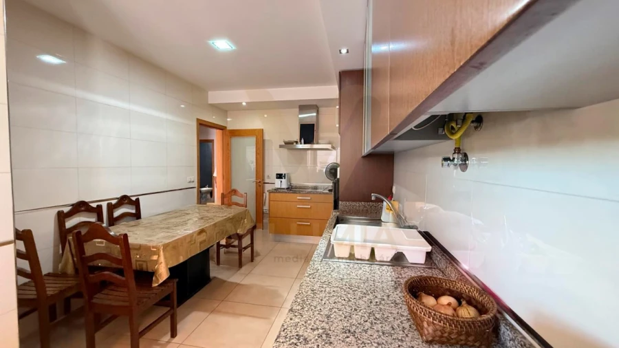 Apartamento T5 para Venda em Arcozelo Foto 6