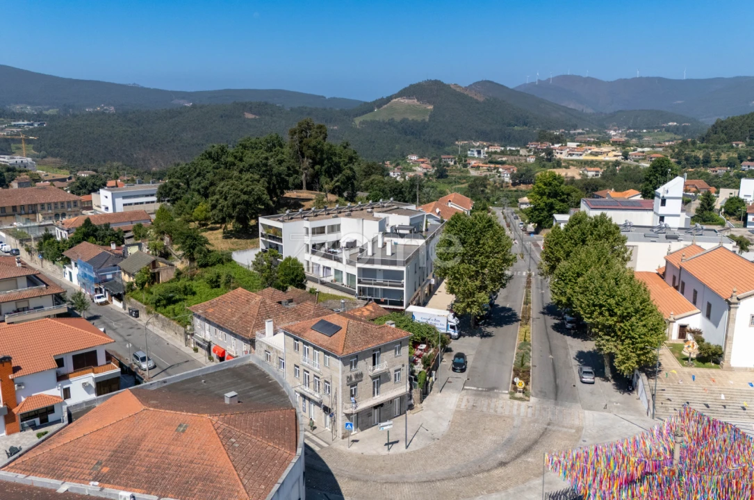 Prédio para Venda em Sobrado e Bairros Foto 3