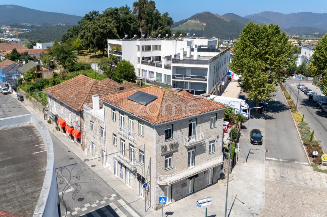 Prédio para Venda em Sobrado e Bairros Foto 1