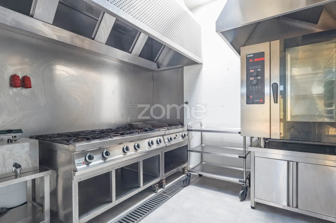 Prédio para Venda em Sobrado e Bairros Foto 13