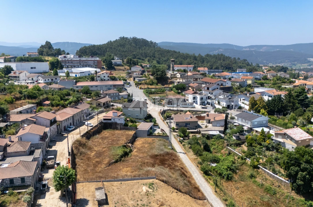 Terreno para Venda em Sobrado e Bairros Foto 10