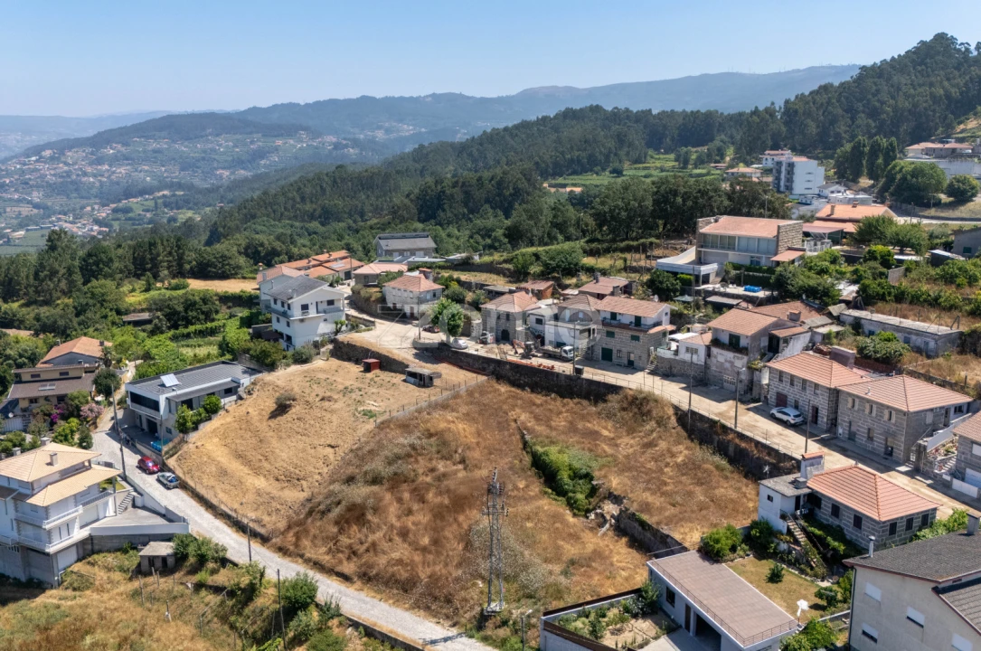 Terreno para Venda em Sobrado e Bairros Foto 2