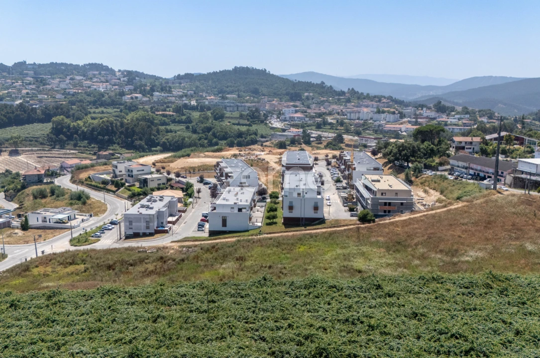 Terreno para Venda em Sobrado e Bairros Foto 12