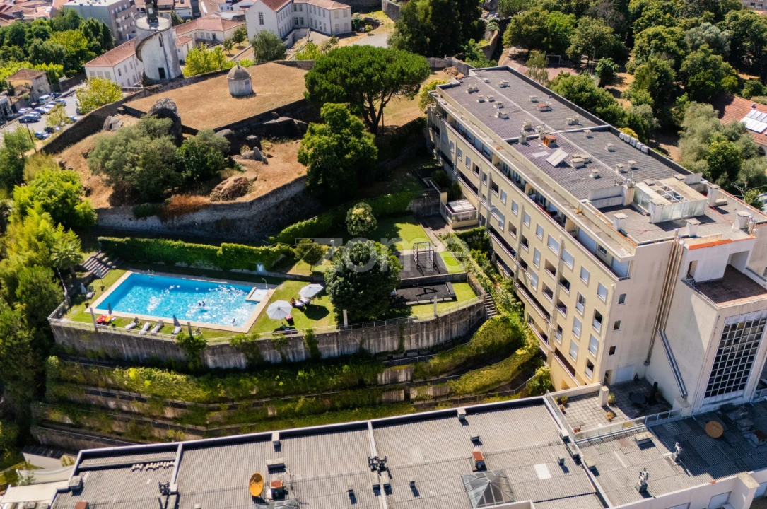 Apartamento T2 para Arrendamento em São Vicente (Braga) Foto 5