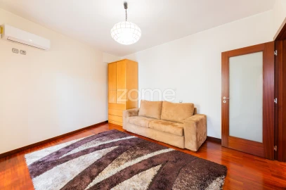 Apartamento T2 para Arrendamento em São Vicente (Braga)