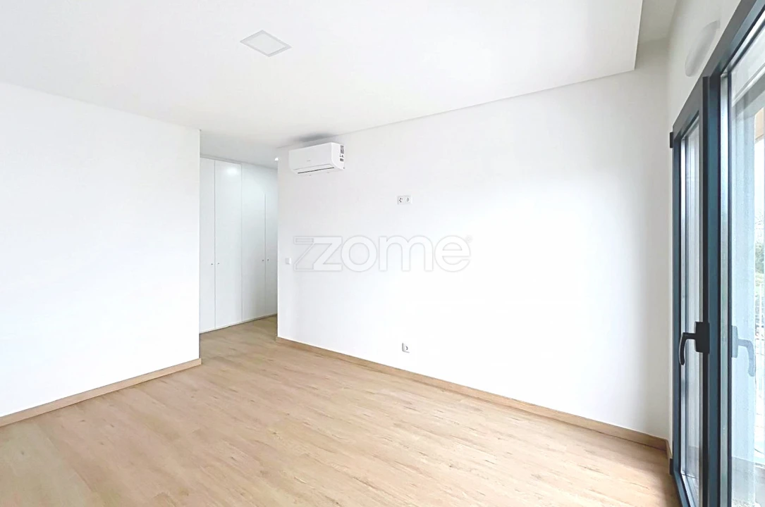 Apartamento T5 para Venda em Condeixa-A-Velha e Condeixa-A-Nova Foto 5