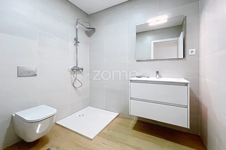 Apartamento T5 para Venda em Condeixa-A-Velha e Condeixa-A-Nova Foto 9