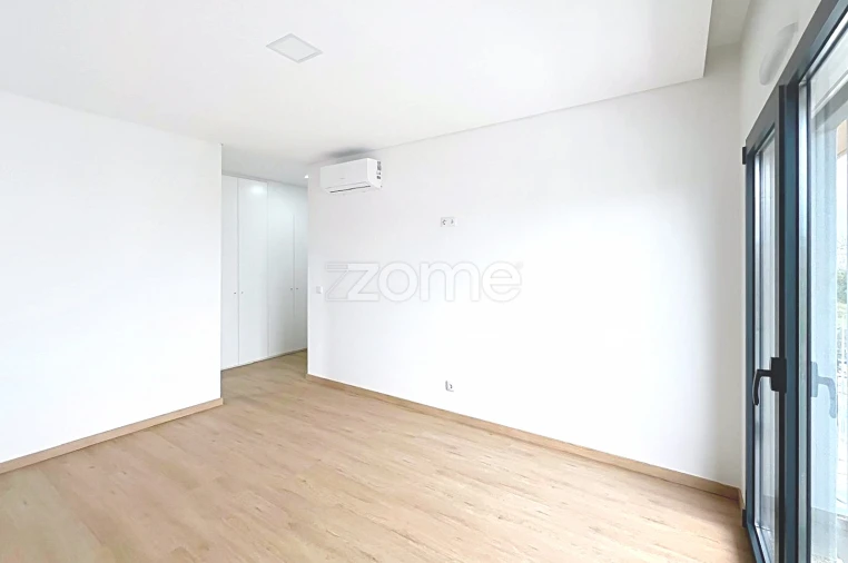 Apartamento T5 para Venda em Condeixa-A-Velha e Condeixa-A-Nova Foto 5