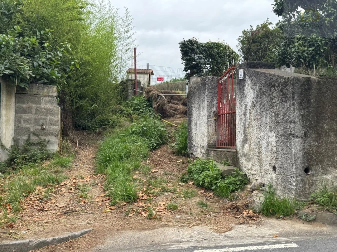 Terreno para Venda em Vila Franca do Campo (São Miguel) Foto 7