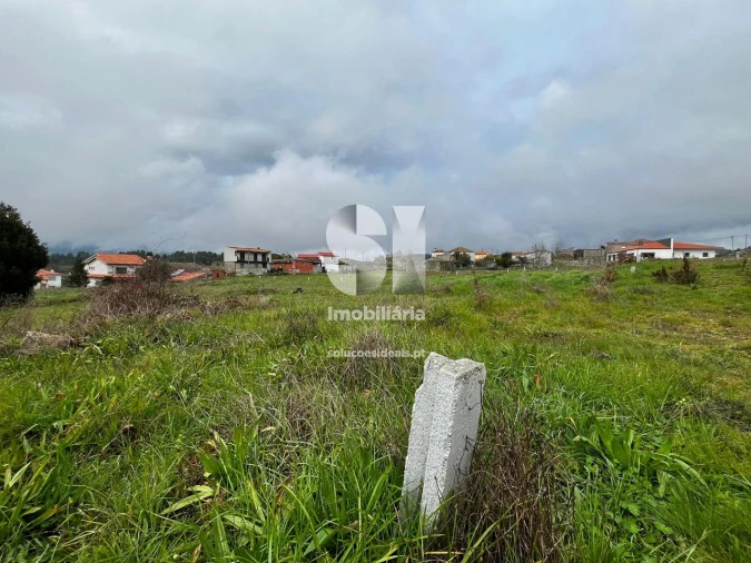 Terreno para Venda em Mouçós e Lamares Foto 15