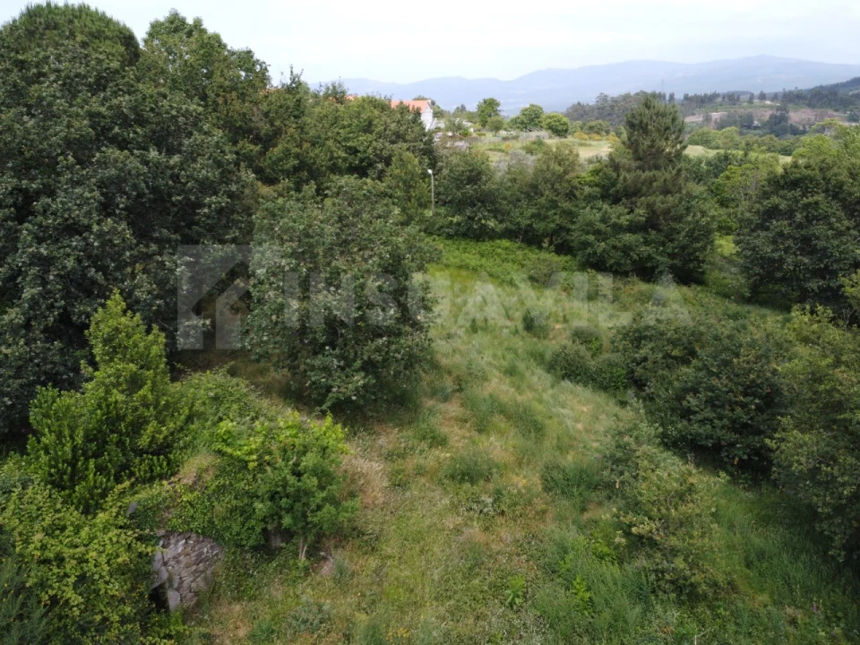 Moradia T1 para Venda em Candemil e Gondar Foto 8