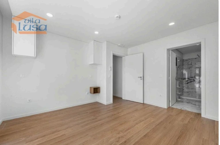 Apartamento T2 para Venda em Bonfim Foto 10