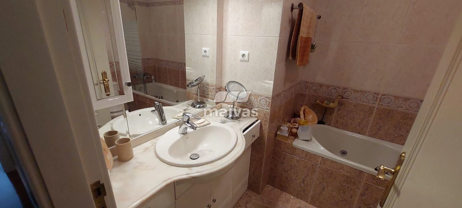 Moradia T4 para Venda em Custóias, Leça do Balio e Guifões Foto 9