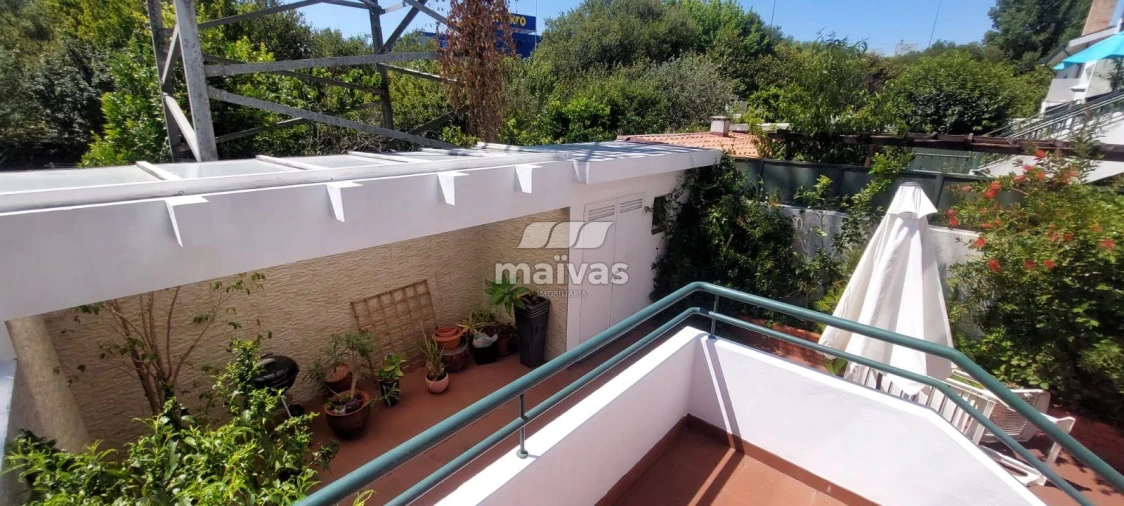 Moradia T4 para Venda em Custóias, Leça do Balio e Guifões Foto 16