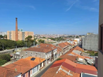 Apartamento T3 para Venda em Arcozelo