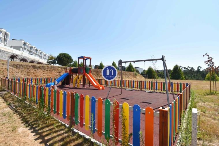 Moradia T3 para Venda em Gondifelos, Cavalões e Outiz Foto 38