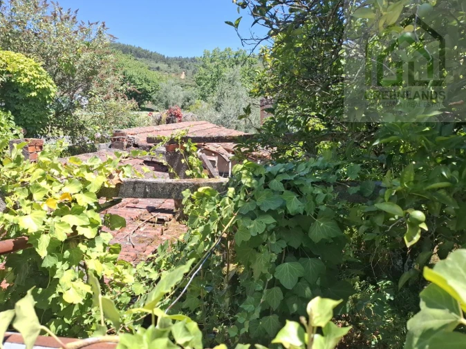 Moradia T5 para Venda em Cerdeira e Moura da Serra Foto 16