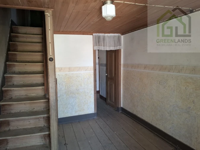 Moradia T5 para Venda em Cerdeira e Moura da Serra Foto 46