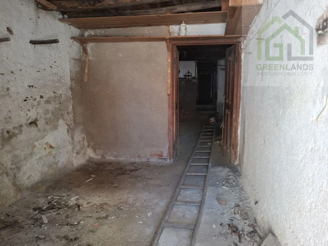 Moradia T5 para Venda em Cerdeira e Moura da Serra Foto 52