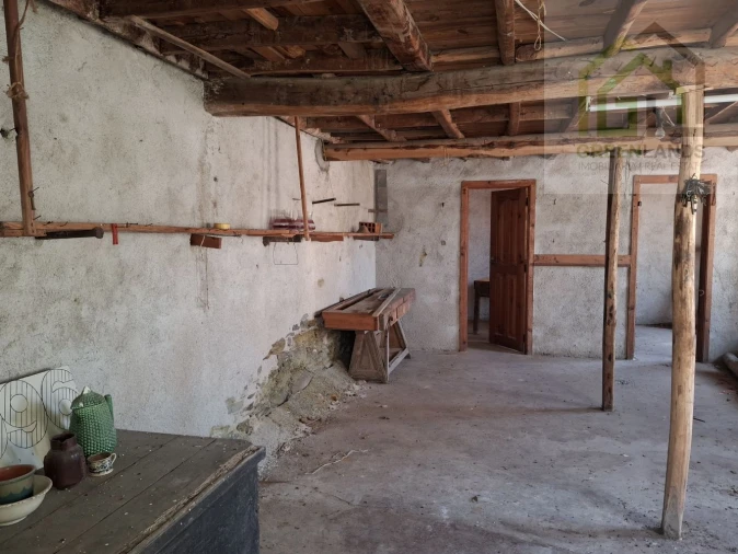 Moradia T5 para Venda em Cerdeira e Moura da Serra Foto 50