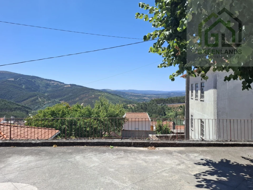 Moradia T5 para Venda em Cerdeira e Moura da Serra Foto 37