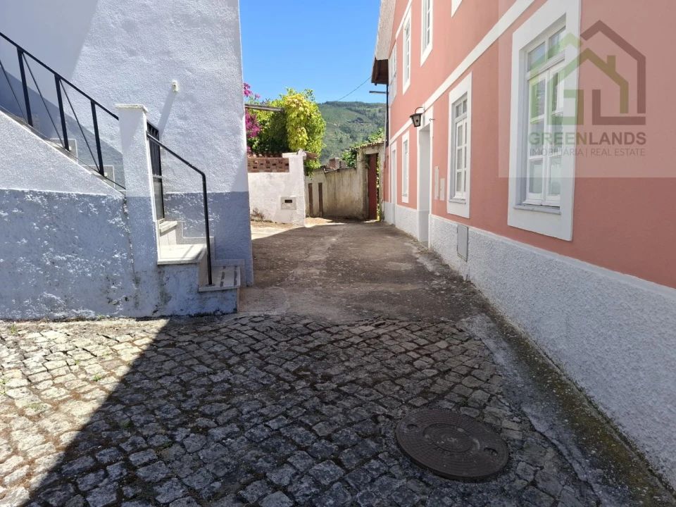 Moradia T5 para Venda em Cerdeira e Moura da Serra Foto 13