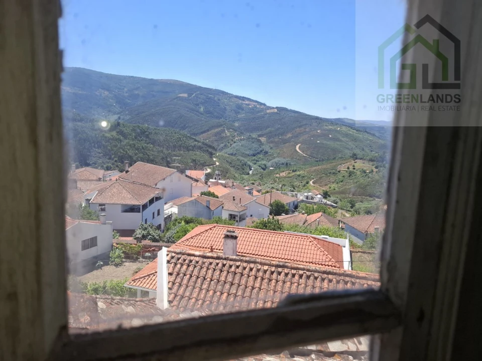 Moradia T5 para Venda em Cerdeira e Moura da Serra Foto 12