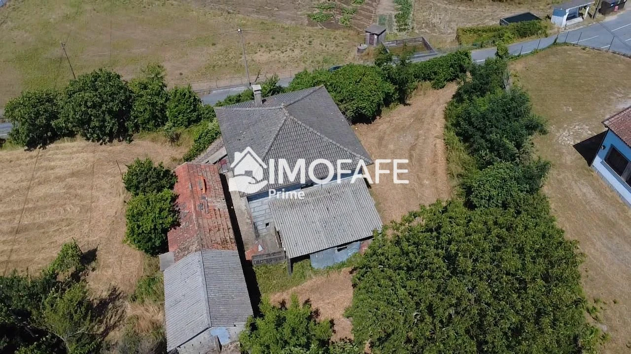 Moradia T3 para Venda em Quinchães Foto 10