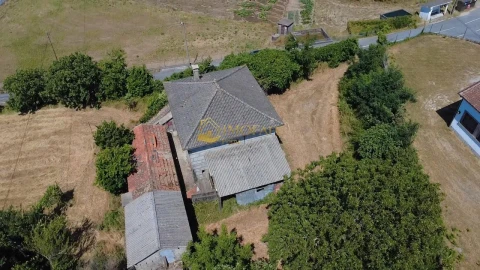Moradia T3 para Venda em Quinchães