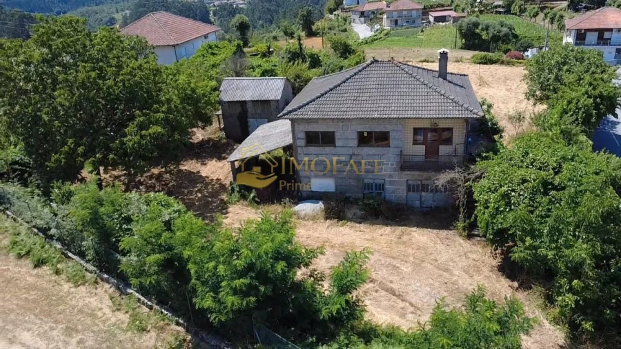 Moradia T3 para Venda em Quinchães Foto 22