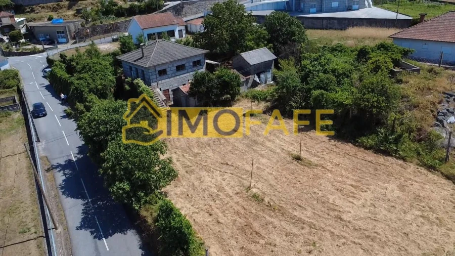 Moradia T3 para Venda em Quinchães Foto 15