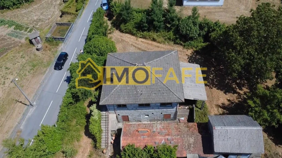 Moradia T3 para Venda em Quinchães Foto 13