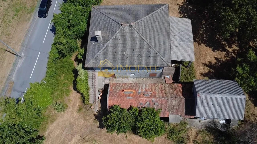 Moradia T3 para Venda em Quinchães Foto 12