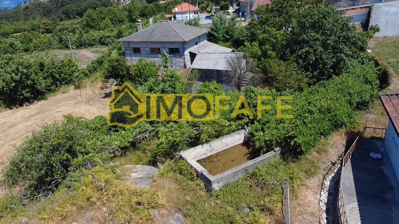 Moradia T3 para Venda em Quinchães Foto 4