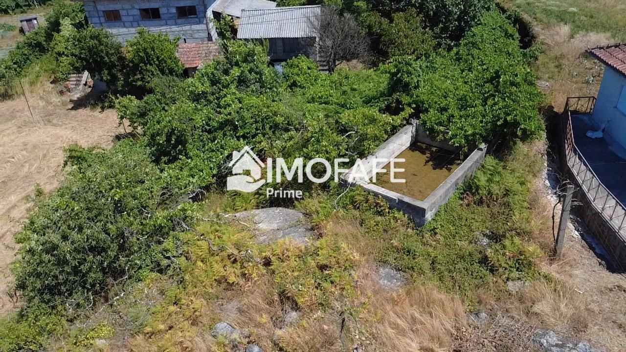 Moradia T3 para Venda em Quinchães Foto 6