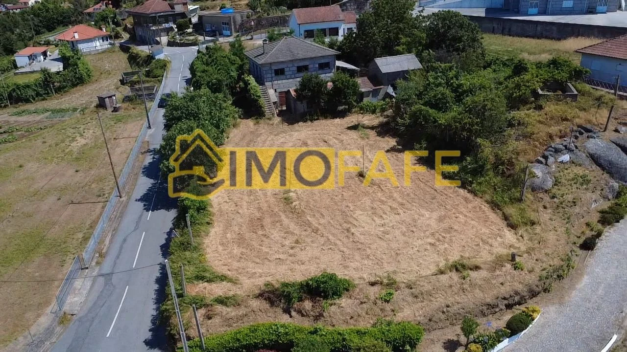 Moradia T3 para Venda em Quinchães Foto 14