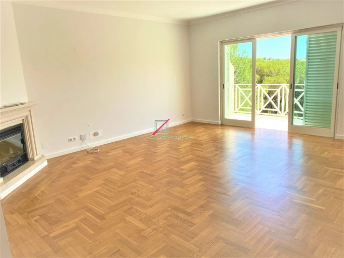 Apartamento T3 para Venda em Cascais e Estoril Foto 2