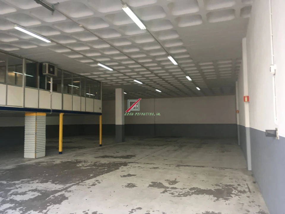 Loja para Venda em Marvila Foto 18