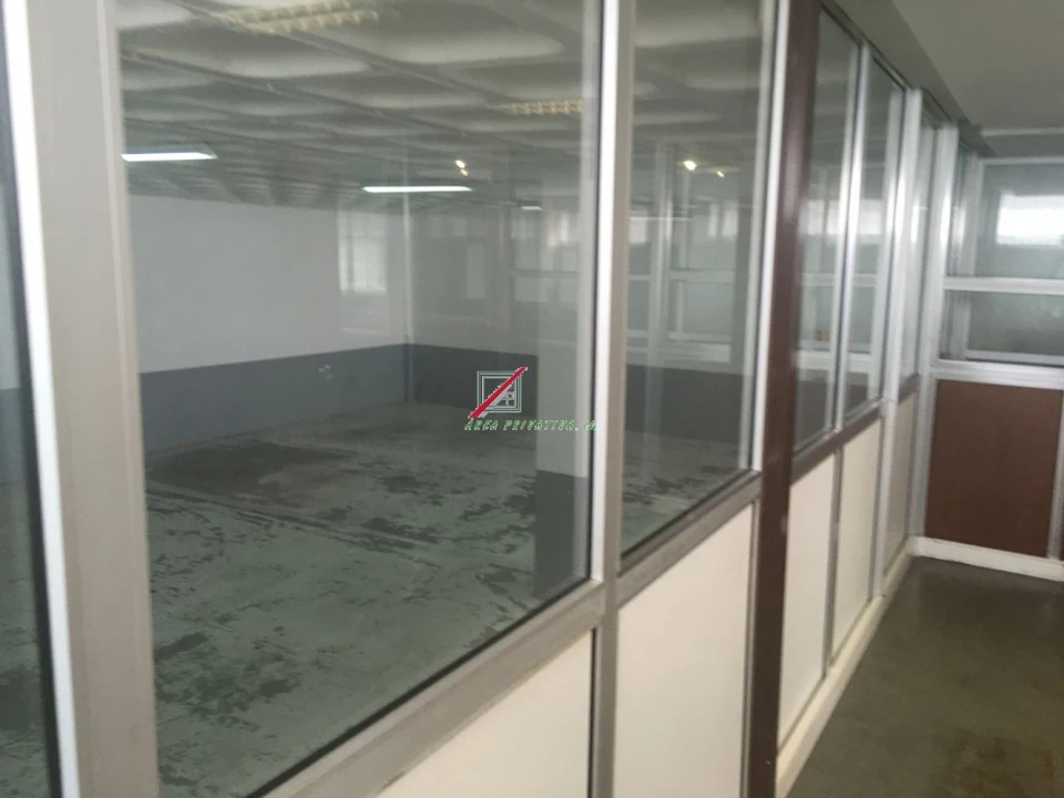 Loja para Venda em Marvila Foto 27