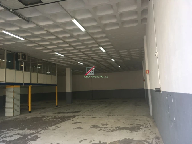 Loja para Venda em Marvila Foto 15