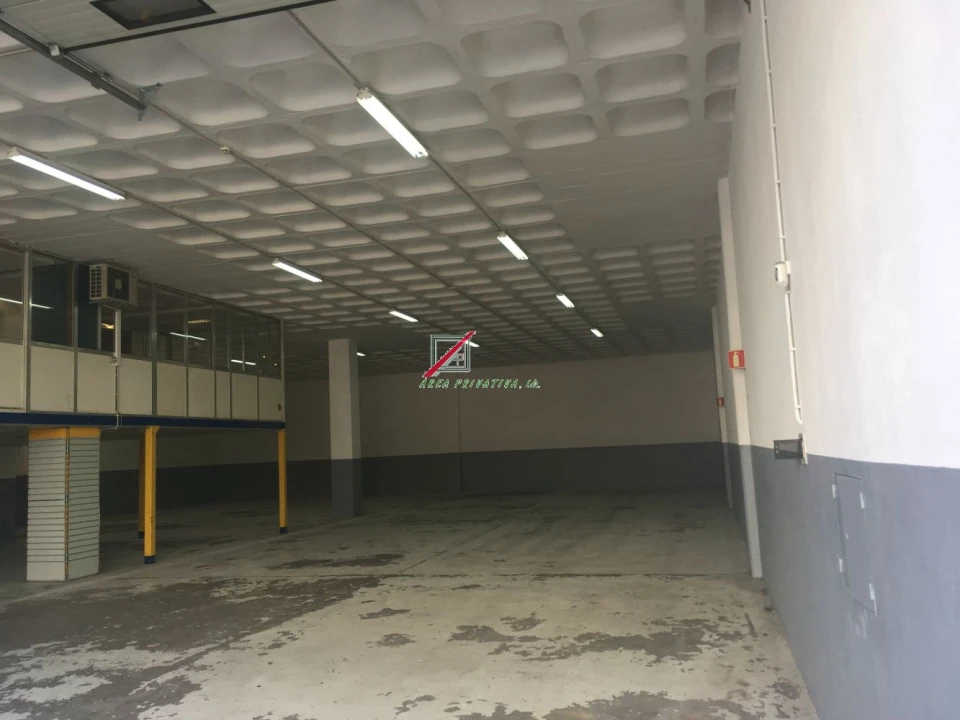 Loja para Venda em Marvila Foto 15